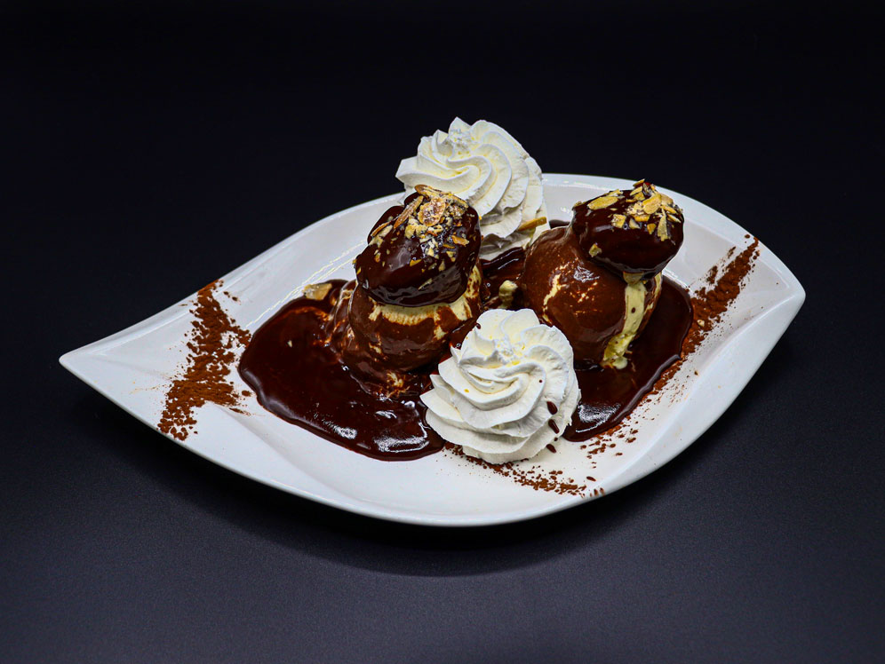 La profiterole au chocolat